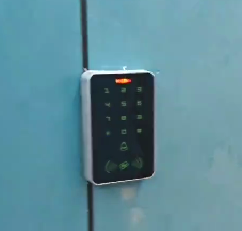 文章附图